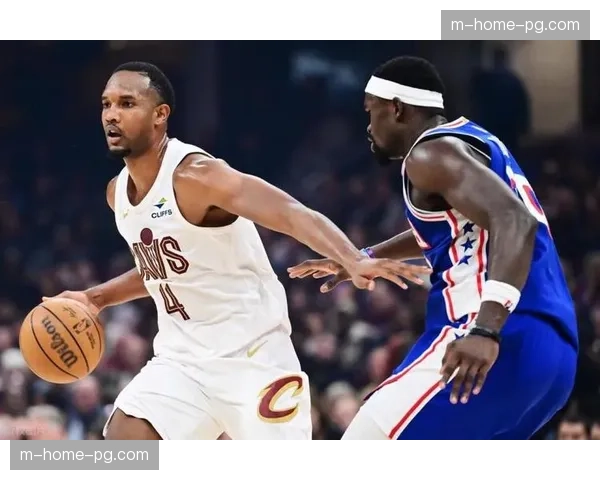 雷霆篮板失控问题频现 内线支柱离队削弱禁区防守质量 雷霆篮板失控问题频现 内线支柱离队削弱禁区防守质量